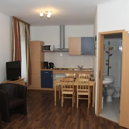 Apart Haus Ariadna Апартаменты Берлин